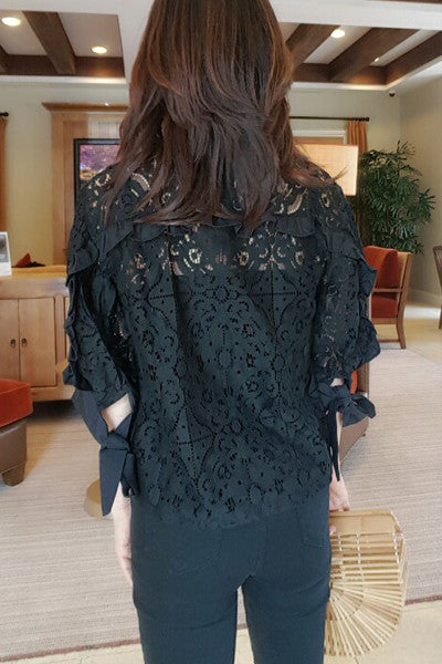 Round Neck Lace Blouse